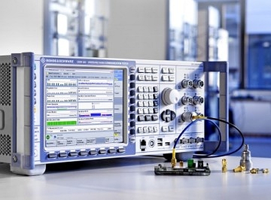 Rohde & Schwarz CMW communication and Bluetooth tester