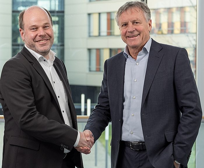 Carsten Hoff (left) and Martin Goetzeler, new and former CEO of Dspace.